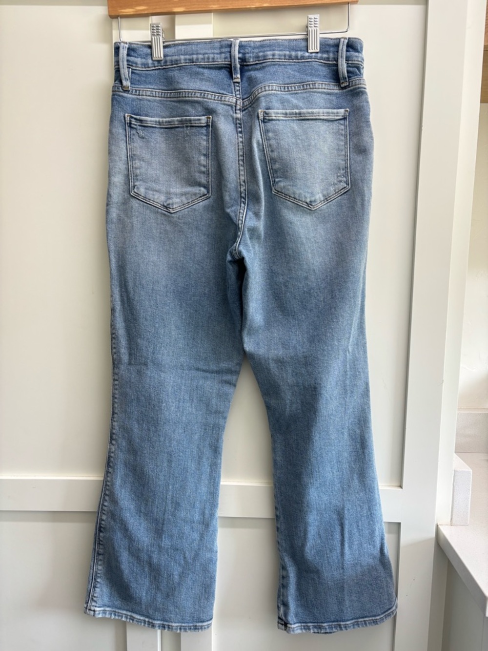 Frame Le Sylvie Kick Boot Jeans Bobbi Wash Cropped Denim Womens 29 light blue - Picture 4 of 9